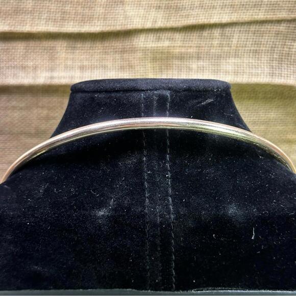 Elegant Calla Lily Flower Open Cuff Design Choker Necklace NWOT - Picture 5 of 8